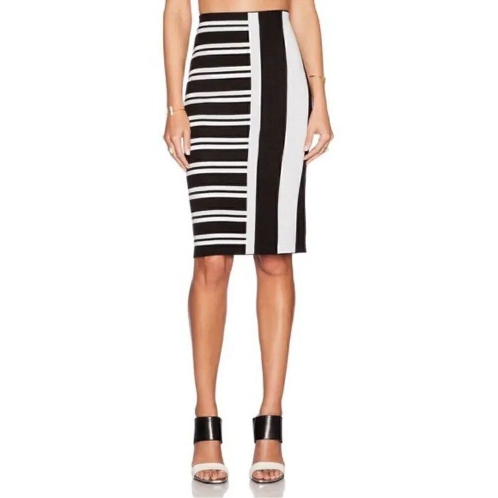 Theory Black White Knit Pull On Skirt